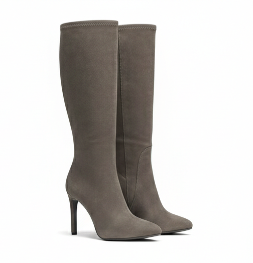 Suede Knee-High Heel Boots – Sleek Elegance