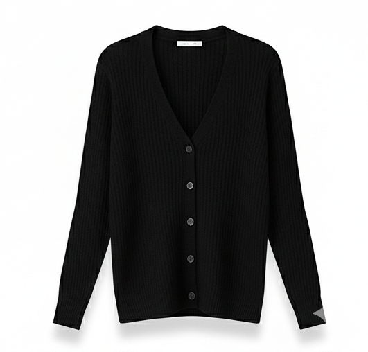 Buttoned Jersey – Modern Layering Essential